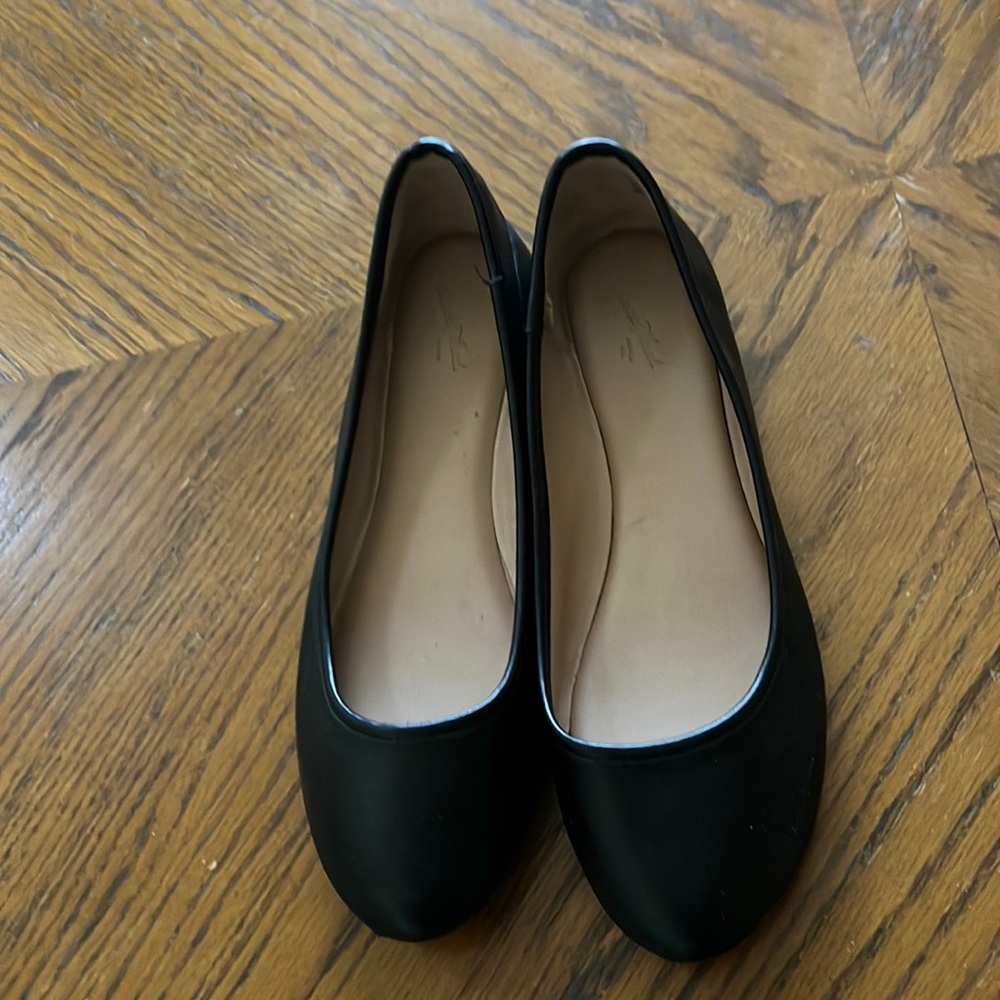 Black flats  sz. 7.5